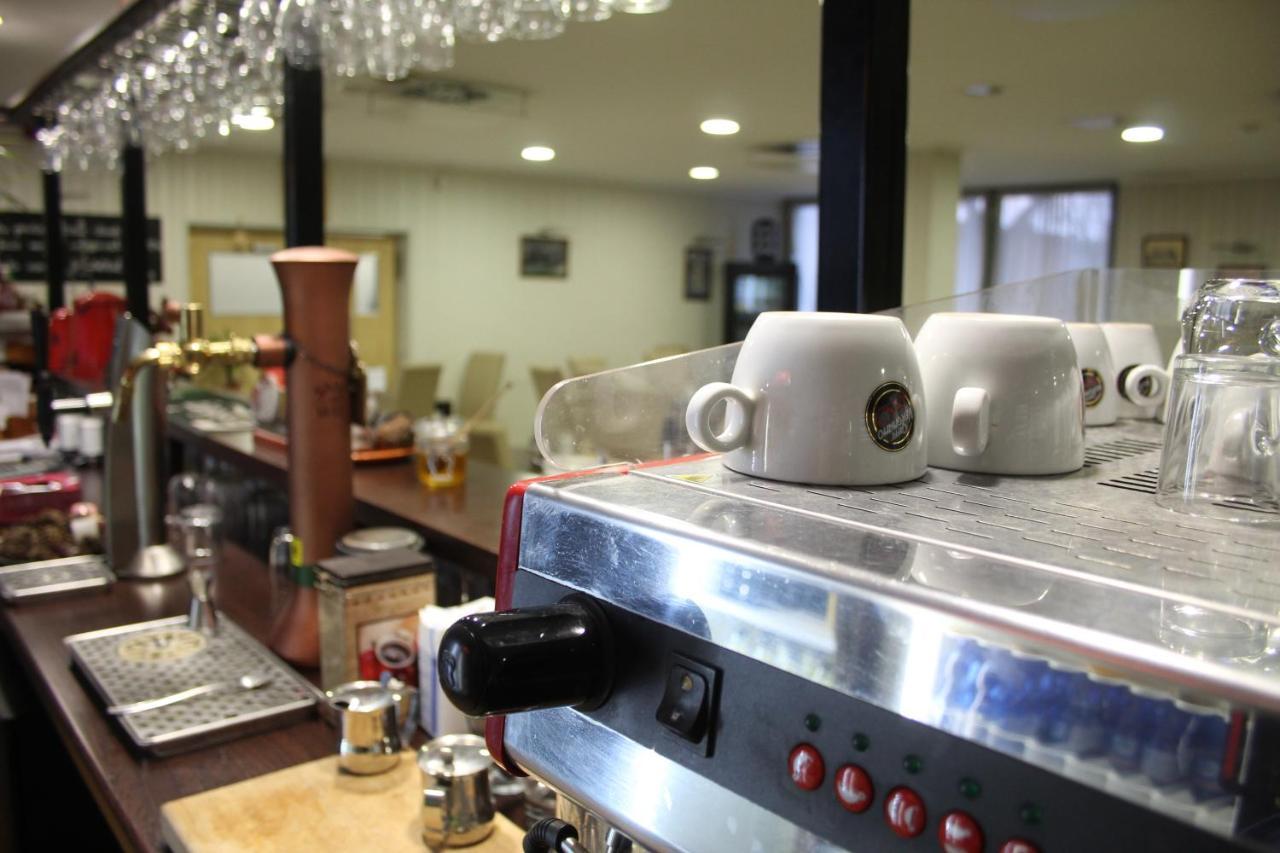 Corner Hotel Angyalfoeld Budapeşte Dış mekan fotoğraf